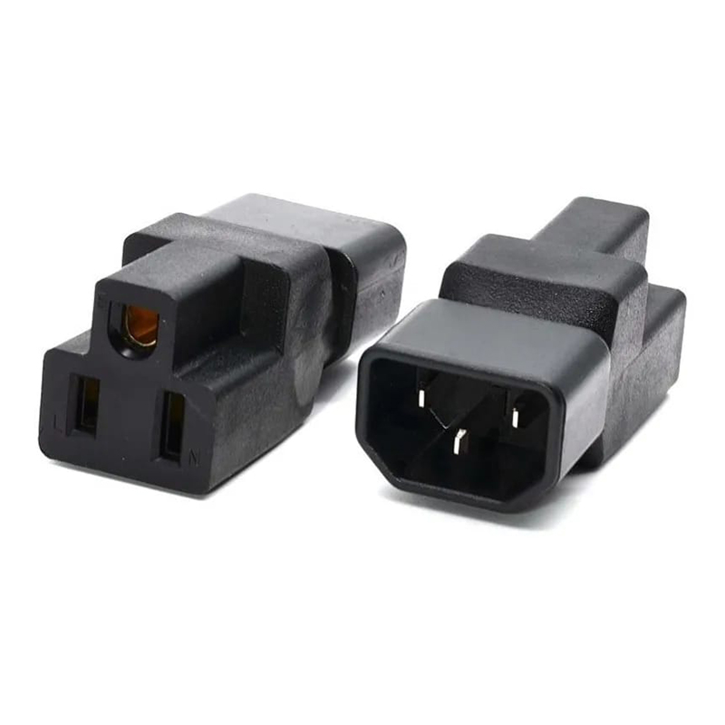 ADAP. DE C13 A NEMA 5-15P